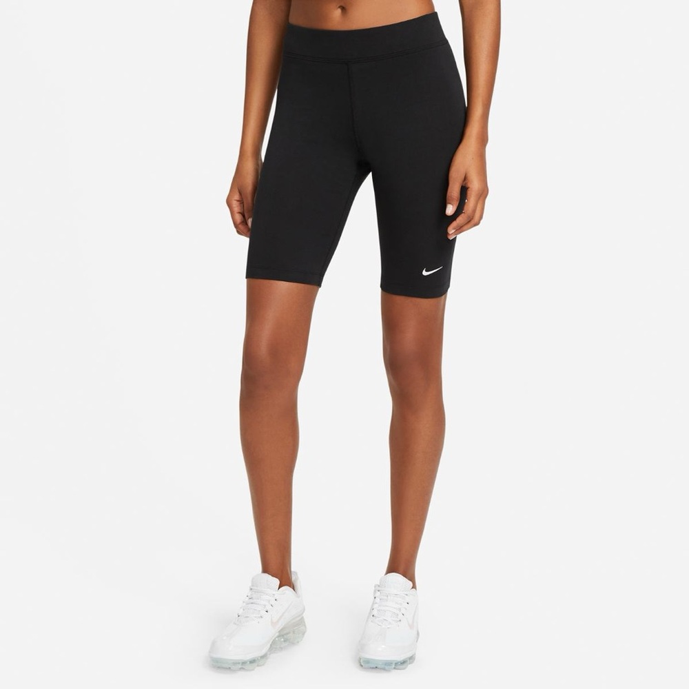 Women’s Nike Sportswear Essential Mid-Rise 10” Biker Shorts, NWT